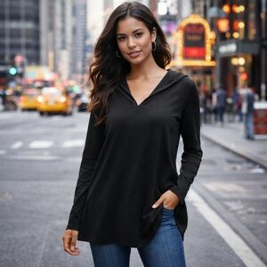 Croft & Barrow Black Hooded Tunic Top Long Sleeve Lightweight Casual Relaxed Fit